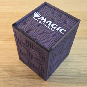 Deck Box MTG - Diseño Geométrico (Cierre Deslizante)